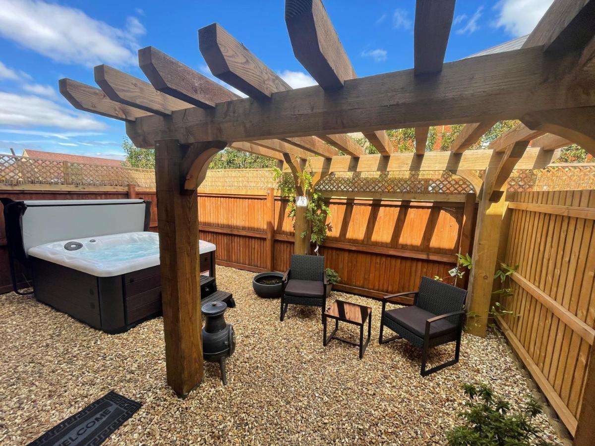 Coach House & Hot Tub Nr Bicester Village 外观 照片